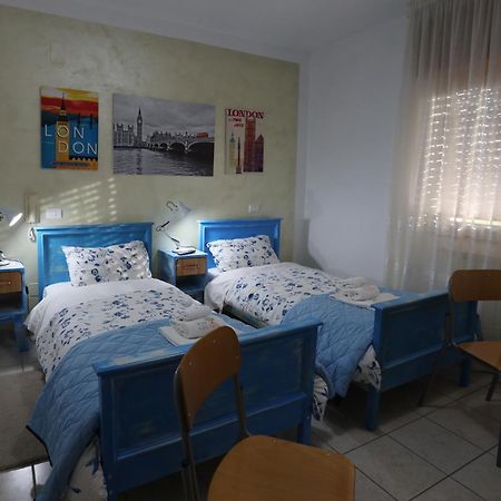 La Casa Del Gelso Fiorito Apartman Eboli Kültér fotó