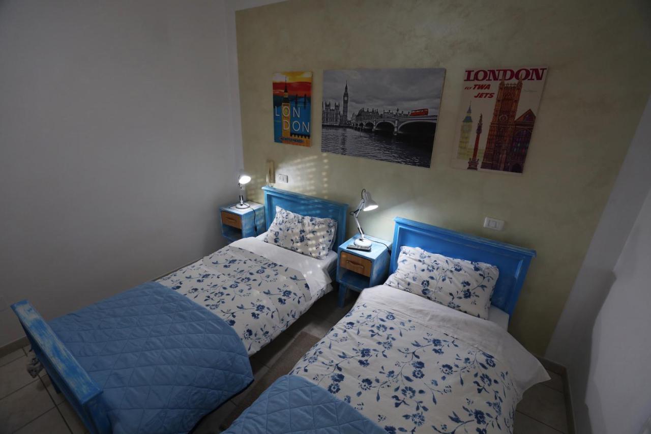 La Casa Del Gelso Fiorito Apartman Eboli Kültér fotó